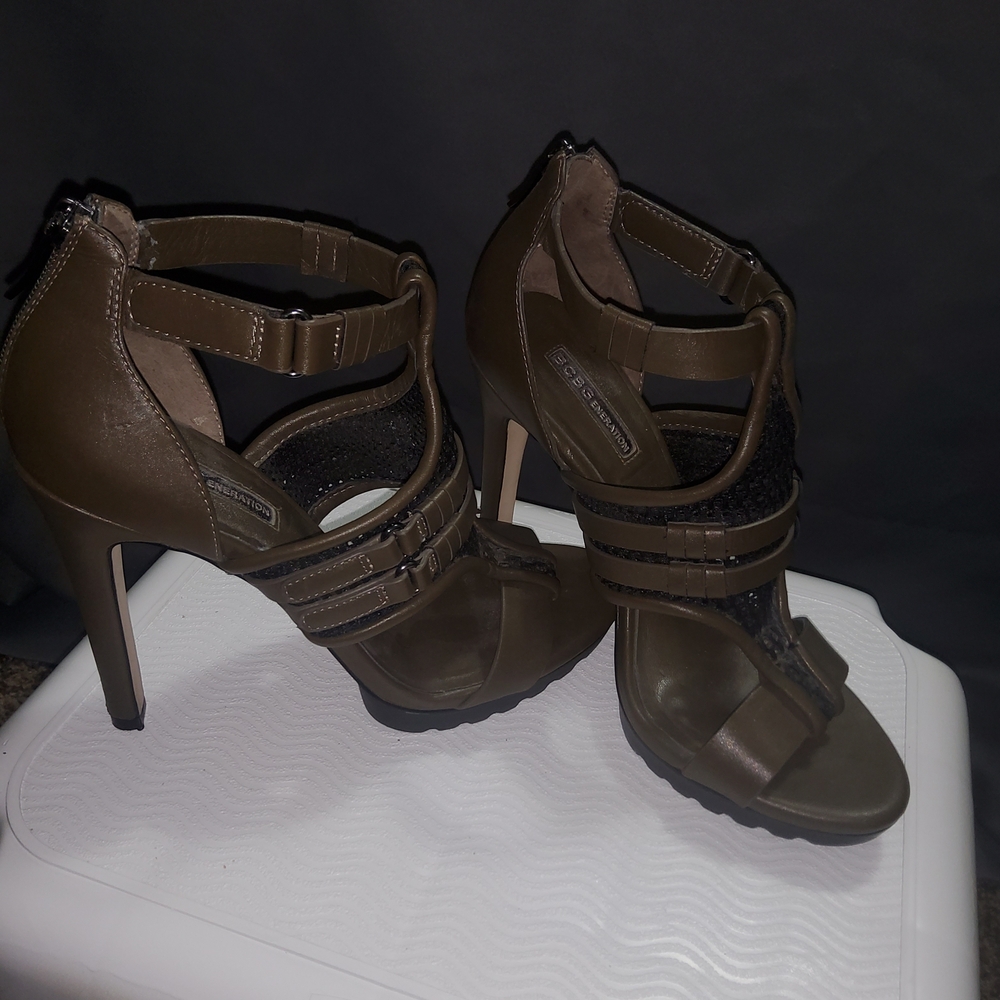 Elegant Olive Strappy Heels